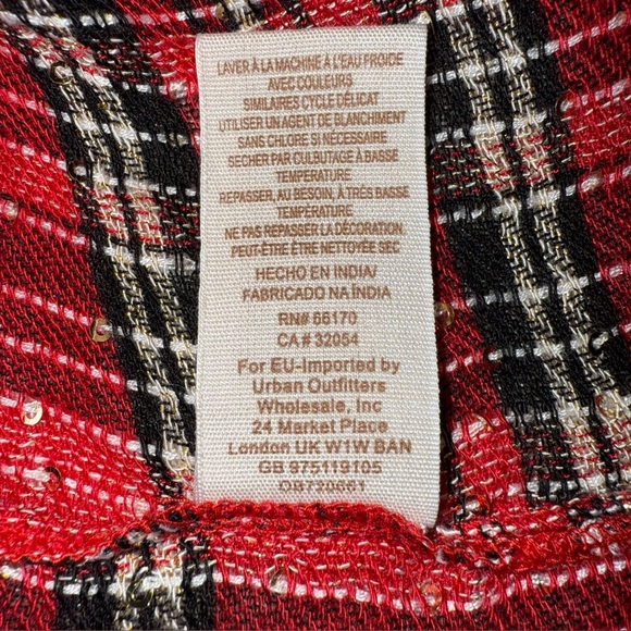 Free People Red/Blk and Gold Sequined Pullover Blouse Sz Small - Picture 13 of 14